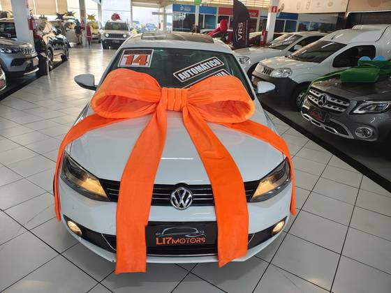 VOLKSWAGEN JETTA 2.0 TSI HIGHLINE 211CV GASOLINA 4P TIPTRONIC VOLKSWAGEN JETTA 2.0 TSI HIGHLINE 211CV GASOLINA 4P TIPTRONIC